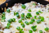 Philly Cheesesteak Dip Recipe: Creamy Hot Appetizer