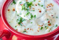 Creamy Cauliflower Soup Made in a Pressure Cooker