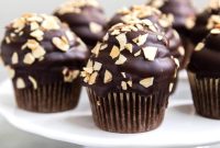 Almond Mocha Hi-Hat Cupcakes Recipe