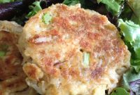 Classic Maryland-Style Lump Crab Cakes Recipe