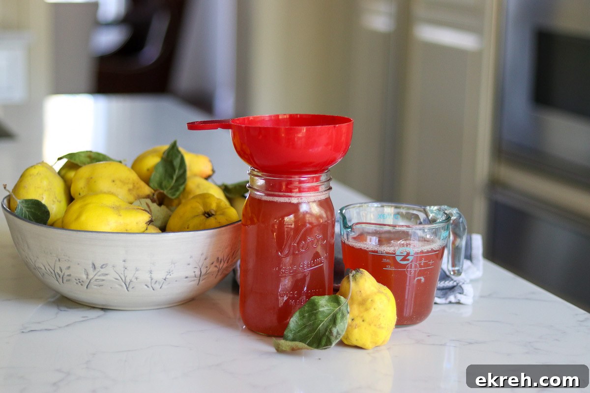 How to Make Quince Jelly: Classic Homemade Recipe 8 Extracting quince juice for making quince jelly