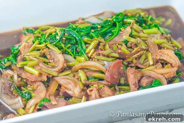 Pork and Water Spinach Guisado Recipe