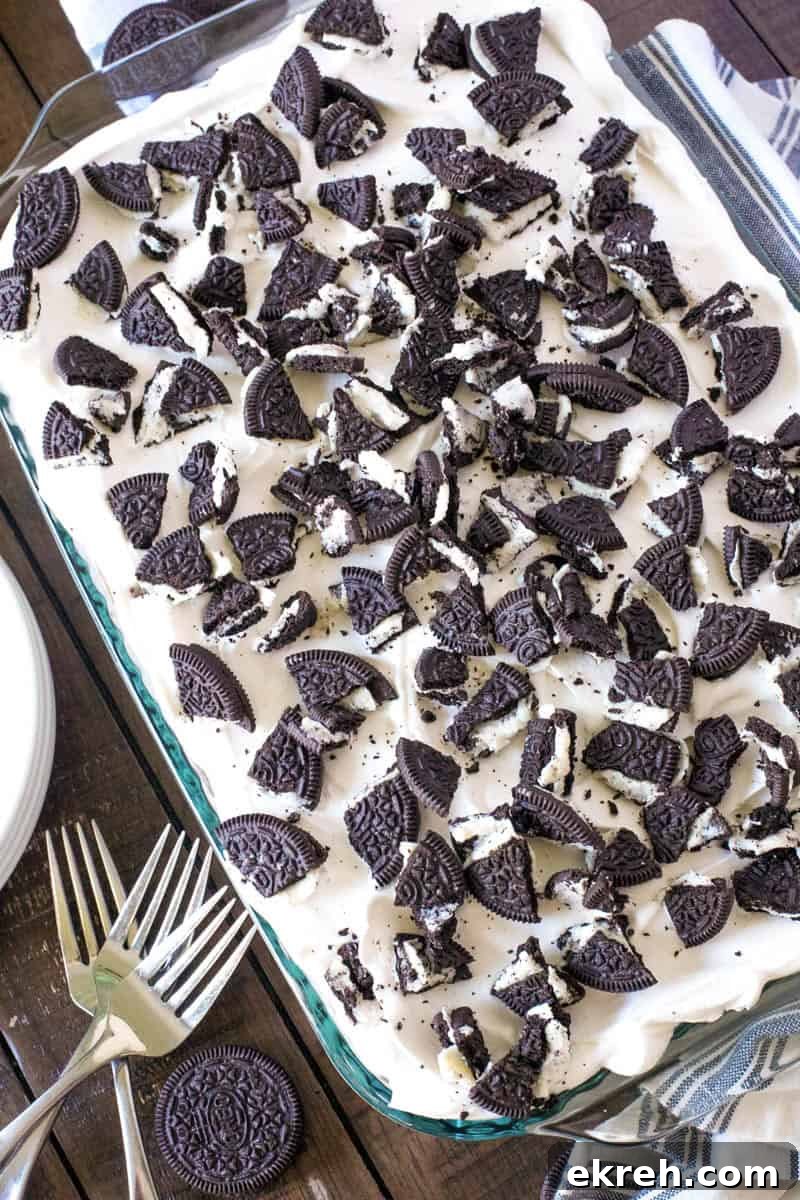 9x13 oreo cake on a table 9x13 oreo cake on a table
