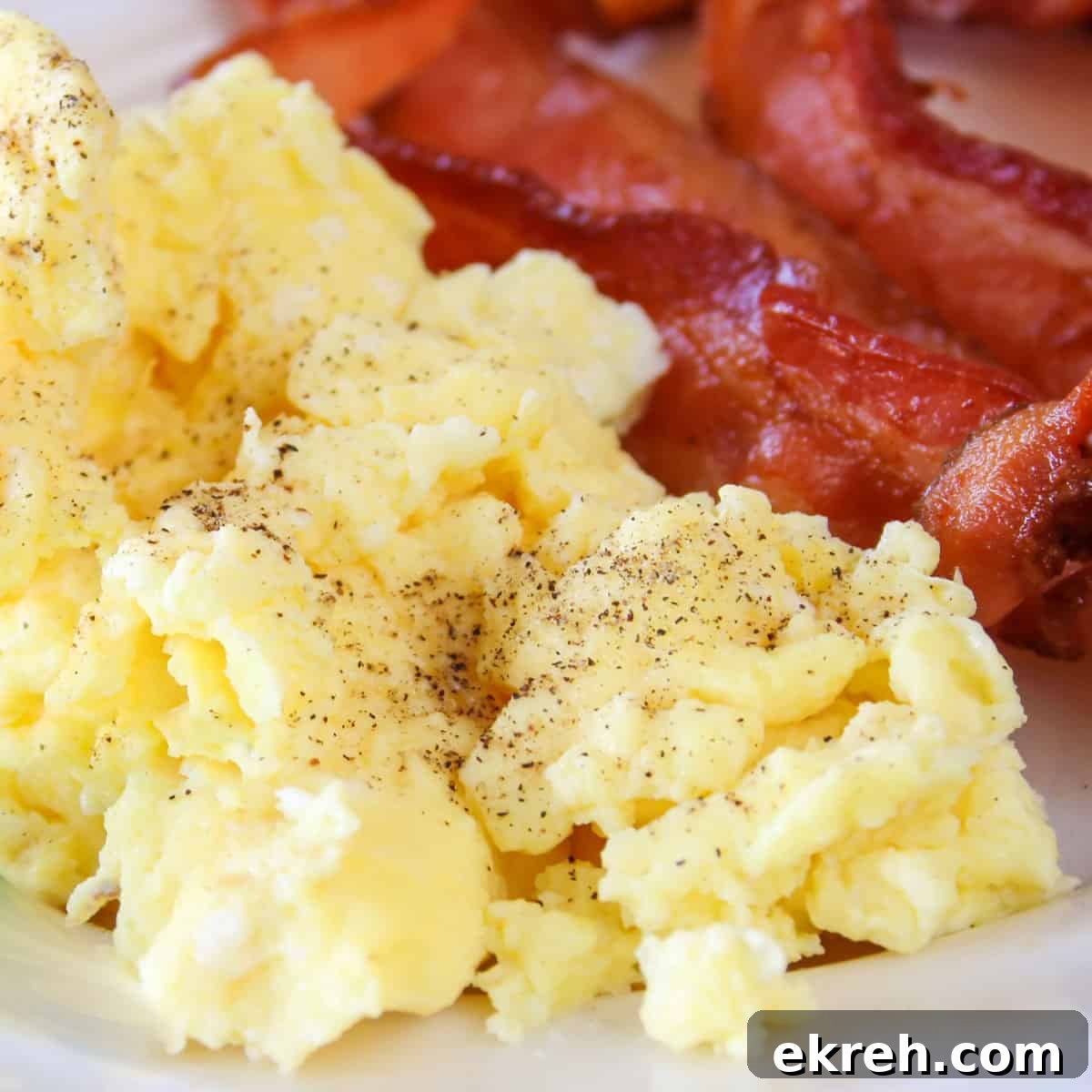 20 Affordable Keto Meals for Low-Cost Meal Prep 12 Cream Cheese Scrambled Eggs