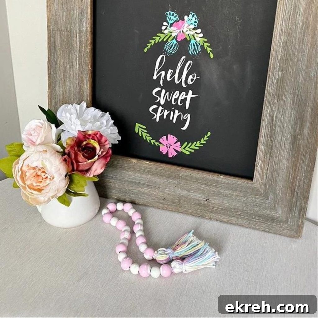 Marbled Spring Wood Bead Garland with flower vase and quote frame