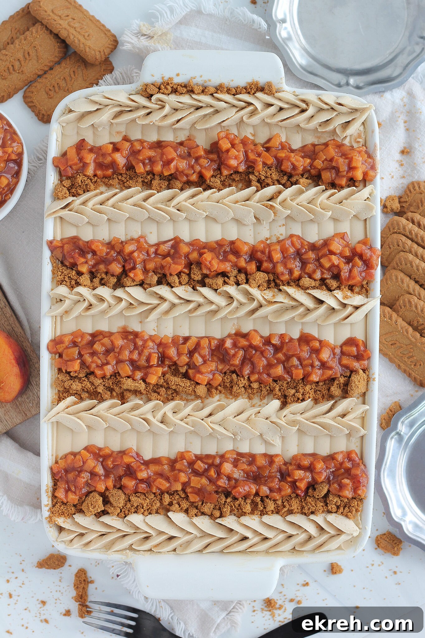 Biscoff crust and cake layers