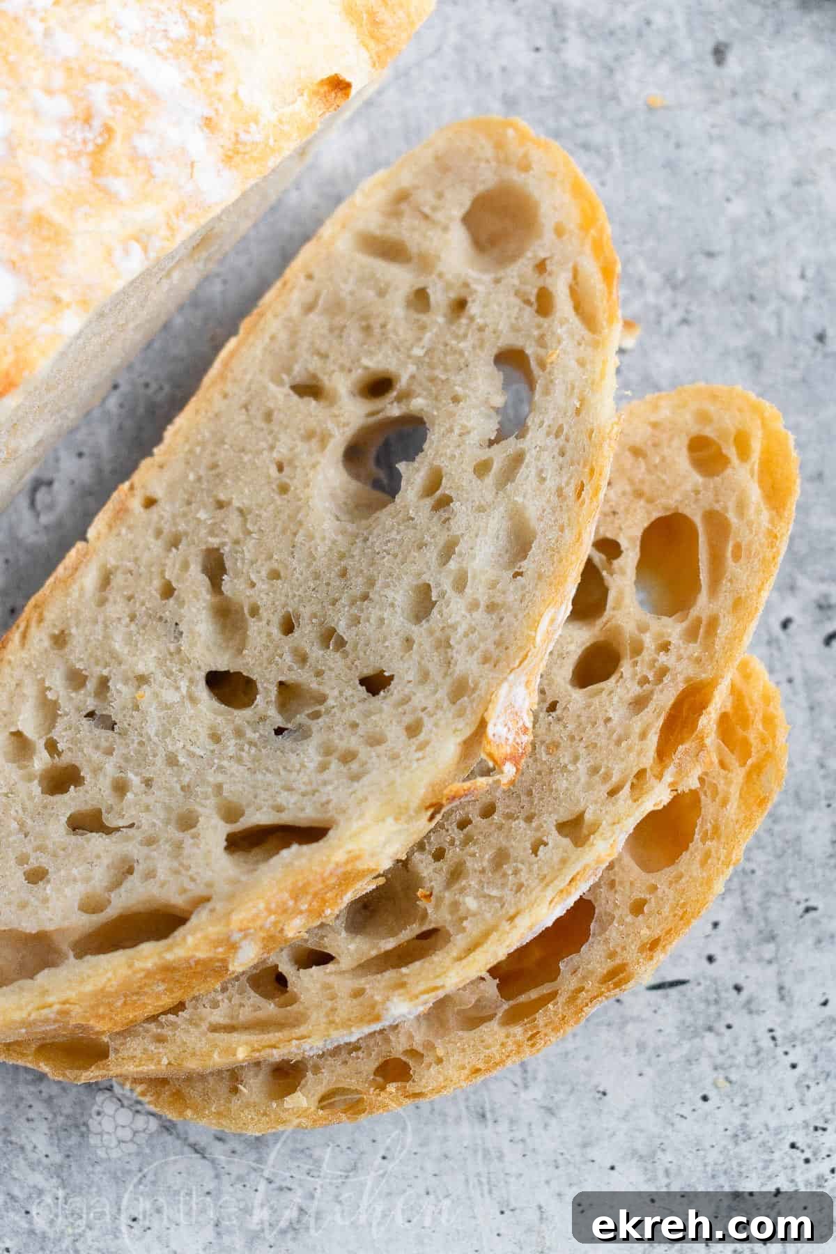 Dutch oven with bread