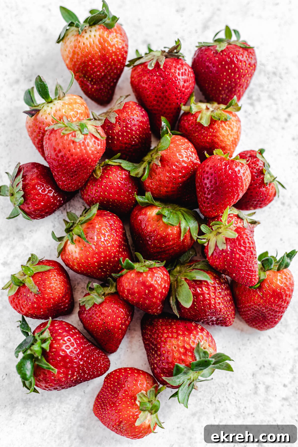 Homemade Strawberry Iced Tea Recipe 4 fresh strawberries piled together