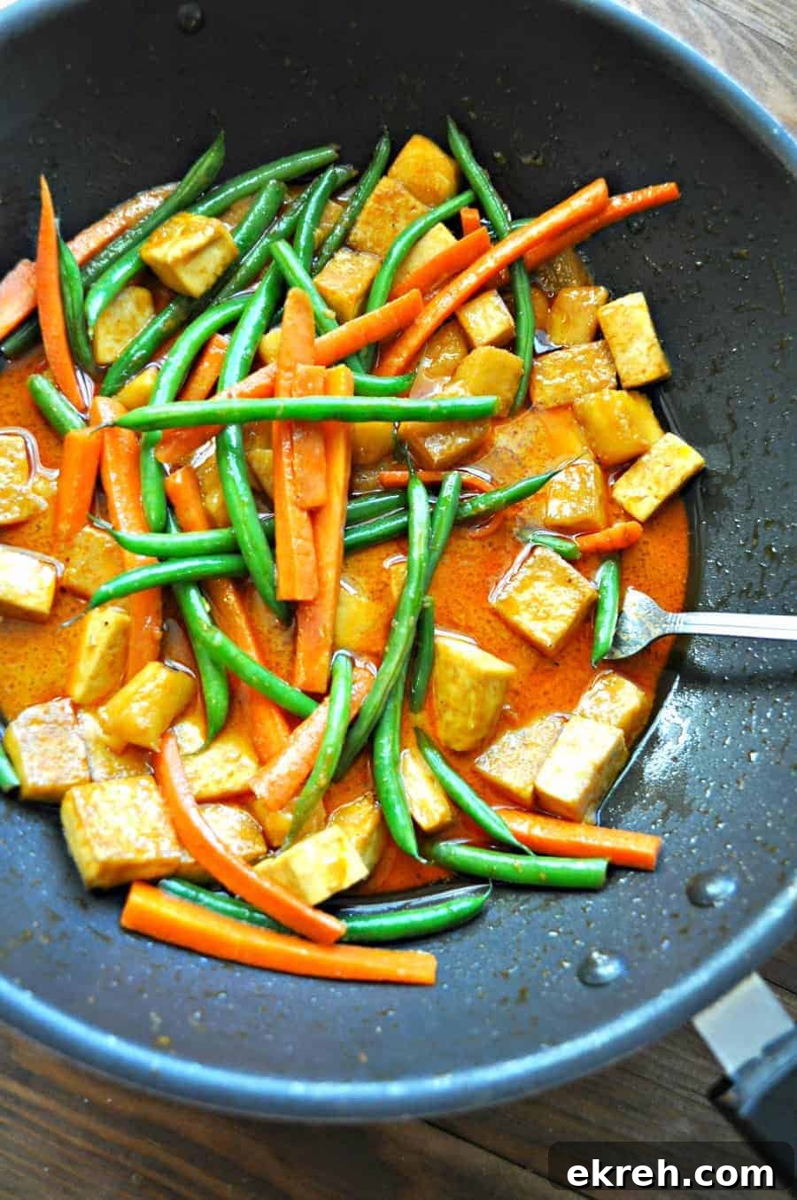 Vegan Pineapple Tofu Curry with Coconut Milk 3 Pineapple and tofu in curry