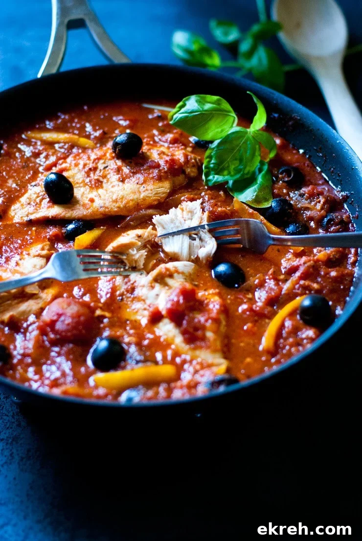 One Pan Chicken Cacciatore with Tomatoes and Olives 4 Chicken cacciatore made easy in one pan with olives, peppers and onions.